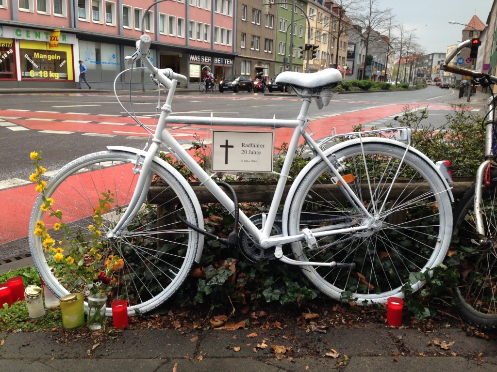 Ghost Bike Kommenderiestraße